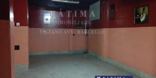 Foggia – vendesi – via isonzo – seminterrato – zona Uffico Postale – trattabile