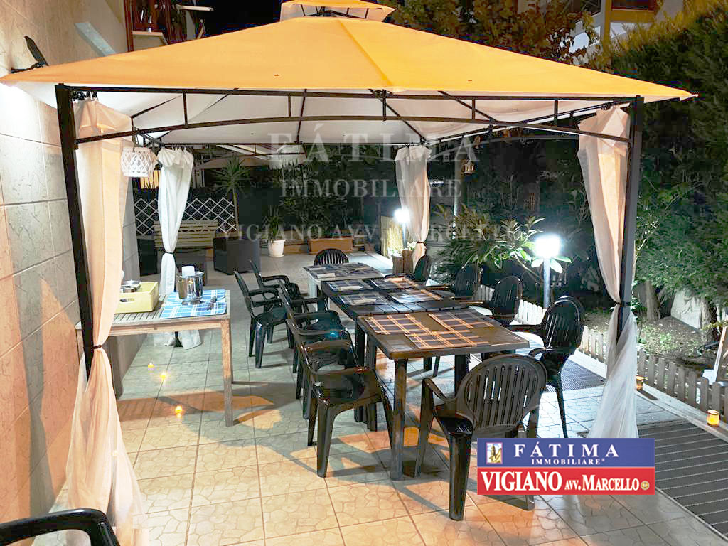 FOGGIA – VENDESI – VIA MIRANDA – PIANO RIALZATO – VANI 3/MQ. 126 – BOX – GIARDINO