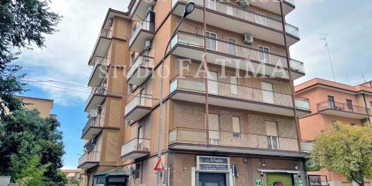 FOGGIA – VENDESI – VIALE COLOMBO –  VANI 3 MQ. 128 CAT. – VERANDA – DOPPIA ESPOSIZIONE