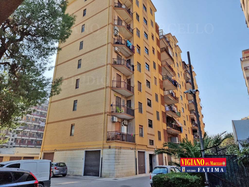 FOGGIA  – VENDESI – VIA GRIECO – VANI 2/MQ. 86 NETTI – POSSIBILITA’ LOCALE