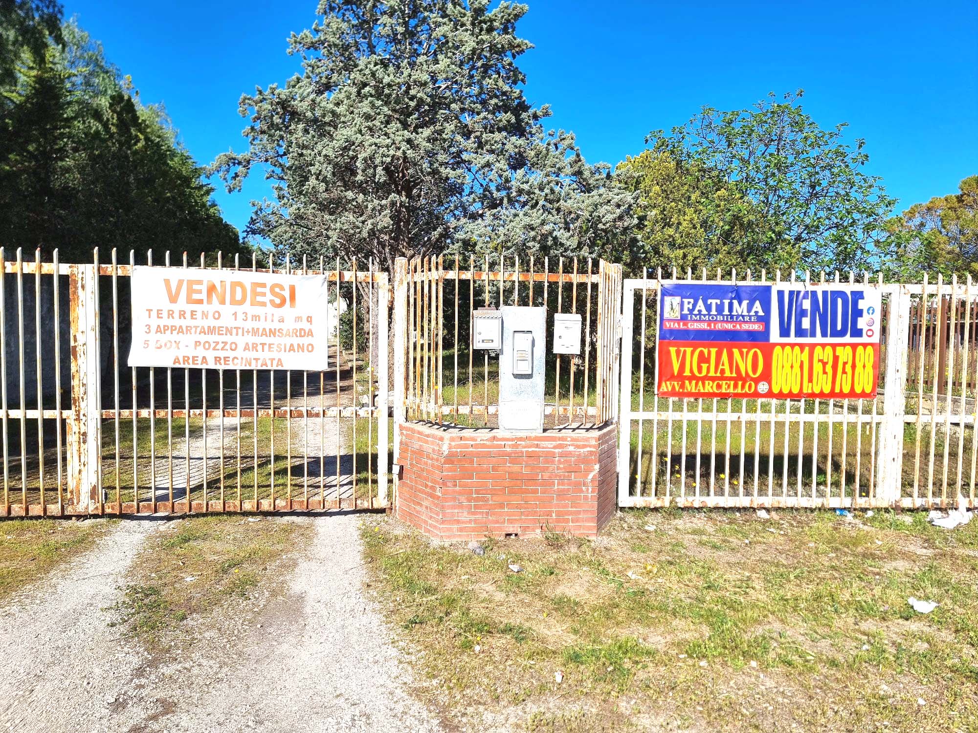 FOGGIA – VENDESI – VIA CASTELLUCCIO  KM. 2,4 – ABITAZIONI – TERRENO – DEPOSITI