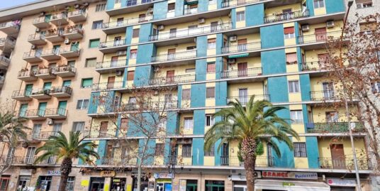 FOGGIA – VENDESI – CORSO ROMA 176 – VANI 4/MQ. 168 CAT. – RISTRUTTURATO 2020.